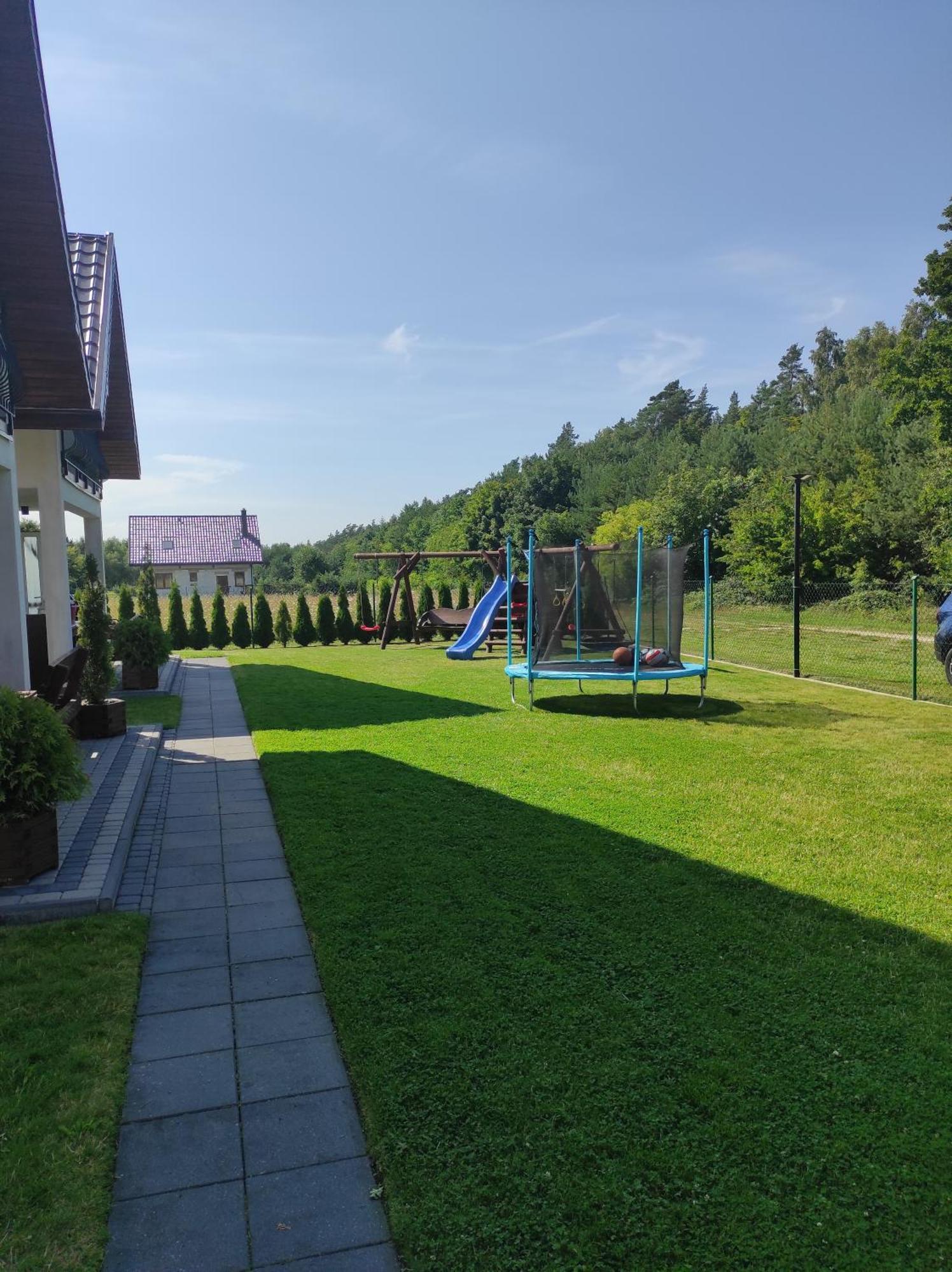 Domki Na Jastrzebiej Mieroszyno Exteriör bild